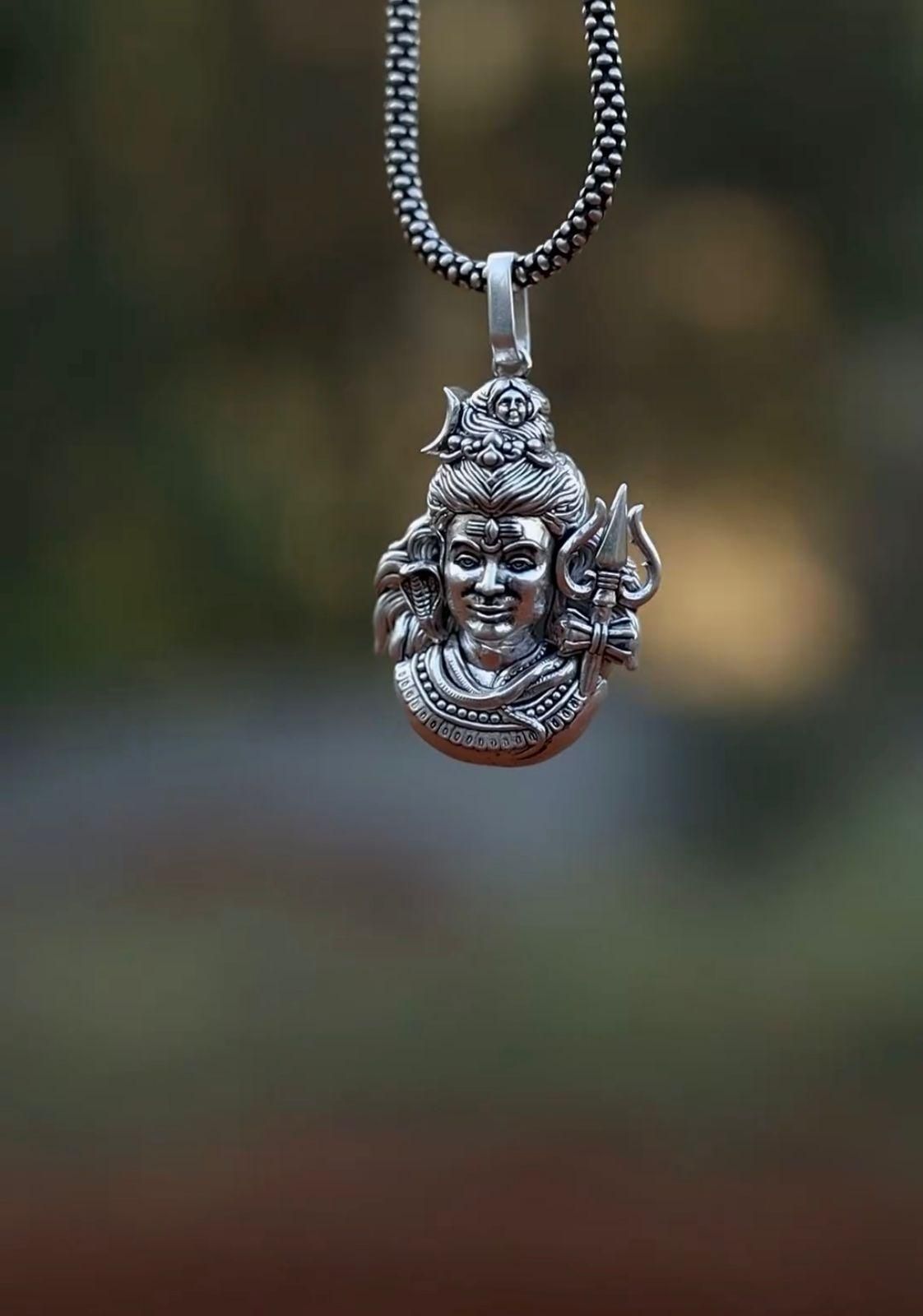 Lord Mahadev Premium Pendant Chain - Wayoftrend