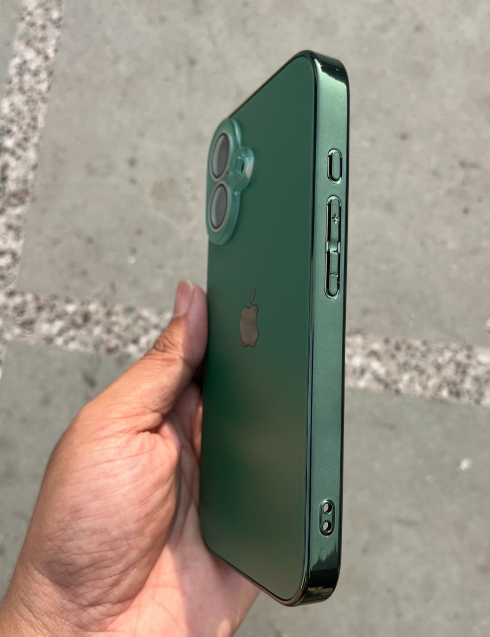 Deep Green Electroplated Chrome Glass Lense Case For Apple Iphone 16